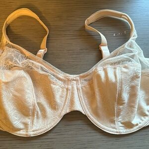 Nude lace Wacoal bra 36DDD
